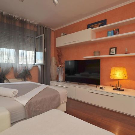 Four Winds Apartment สปลิท ภายนอก รูปภาพ
