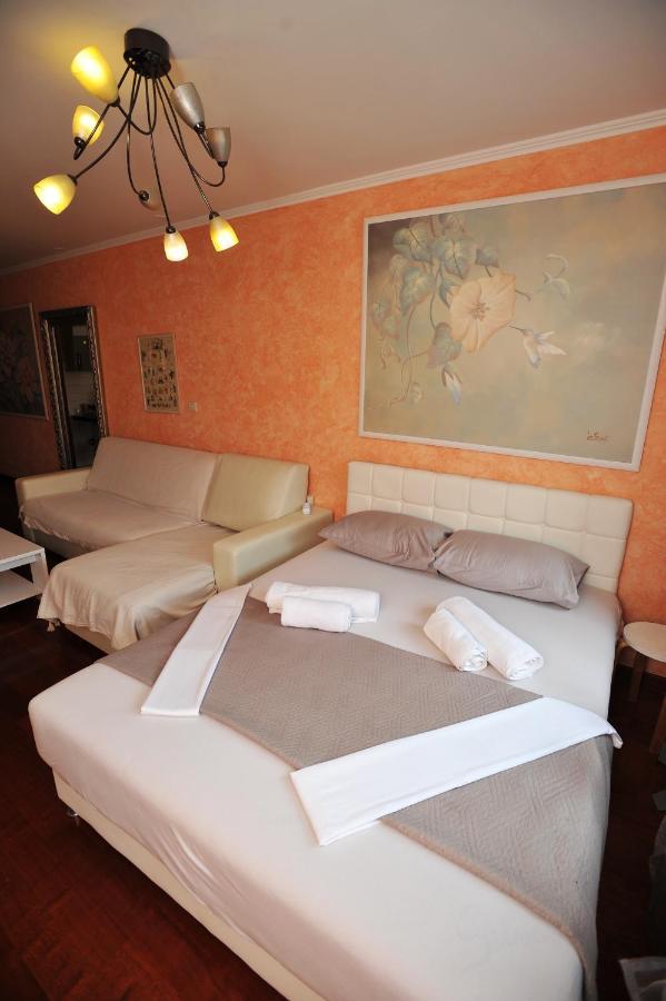 Four Winds Apartment สปลิท ภายนอก รูปภาพ